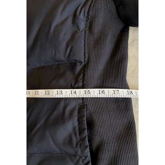 Gap Down Jacket Womens Size XS Extra-Small Black Nylon Puffer Winter Coat - Picture 9 of 11